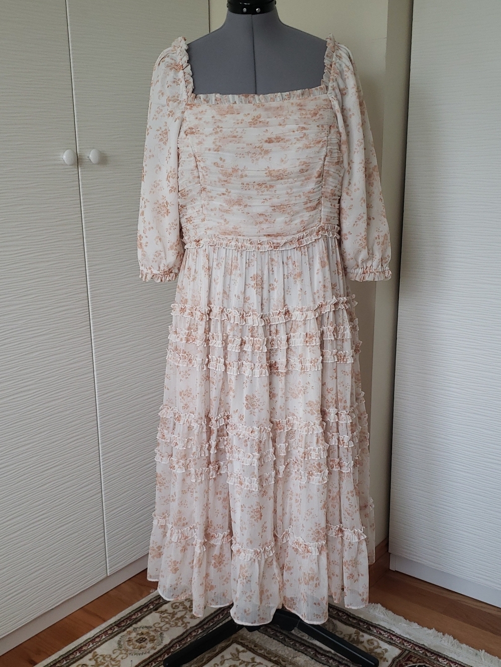 IVY City Romantic Cream & Blush Floral Ruffle Maxi Dress Sz.1X